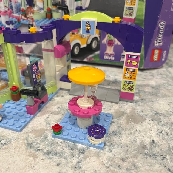 Lego Heartlake Frozen Yogurt Shop Friends Set 41320 No Car - Picture 4 of 7